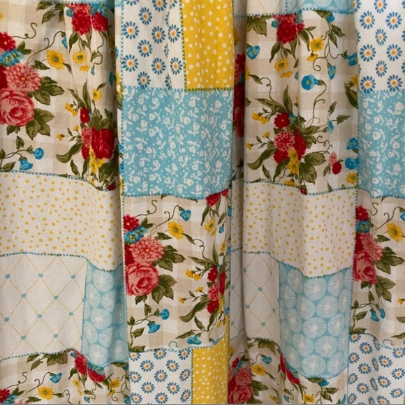 Floral Puff Sleeve Patchwork Nap Style Dress XS to S NWOT - Picture 2 of 10